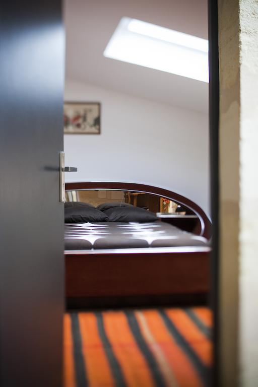 Une Chambre Chez Dupont Бордо Стая снимка